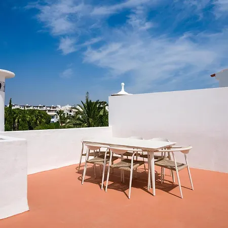 فيلة Twin Houses, 7br, 3 Min To *
