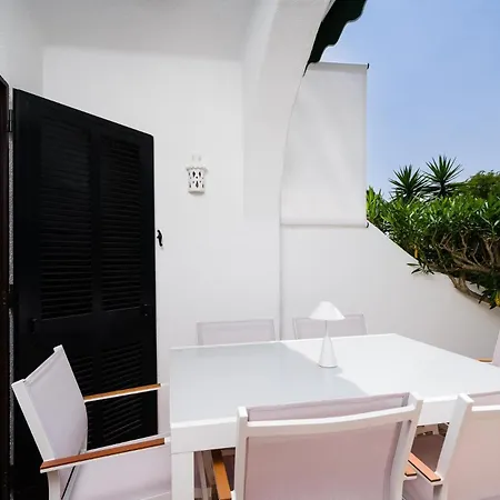 Villa Twin Houses, 7br, 3 Min To *