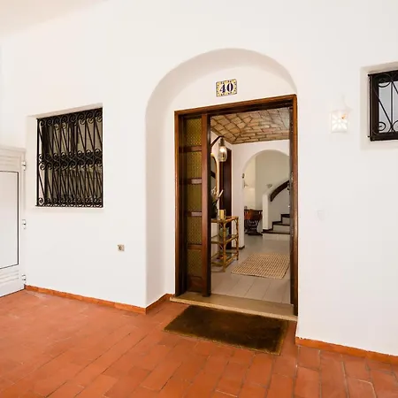 빌라 Twin Houses, 7br, 3 Min To