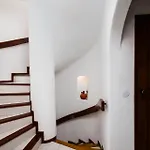 Villa Twin Houses, 7br, 3 Min To