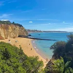 Twin Houses, 7br, 3 Min To Villa *
