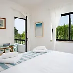 וילה Twin Houses, 7br, 3 Min To *