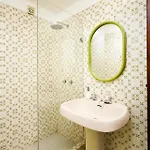 Twin Houses, 7br, 3 Min To * פורצ'ס
