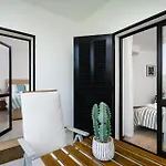 Twin Houses, 7br, 3 Min To Villa Porches (Algarve)