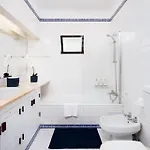 Twin Houses, 7br, 3 Min To Villa *