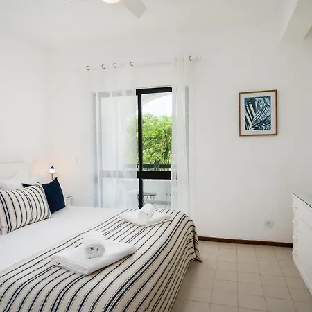 Вилла Twin Houses, 7br, 3 Min To *