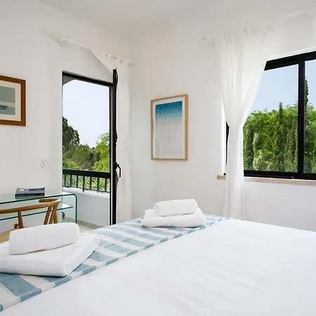 Вилла Twin Houses, 7br, 3 Min To *