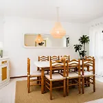 Twin Houses, 7br, 3 Min To 别墅 *