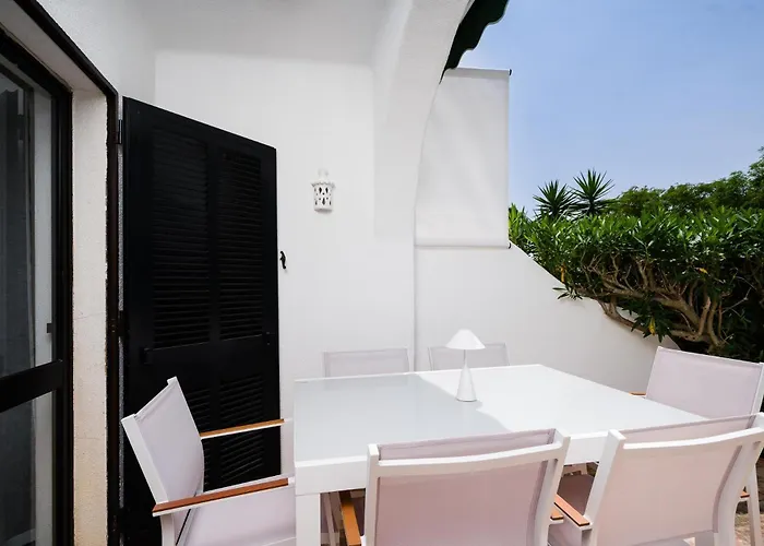 Villa Twin Houses, 7br, 3 Min To *