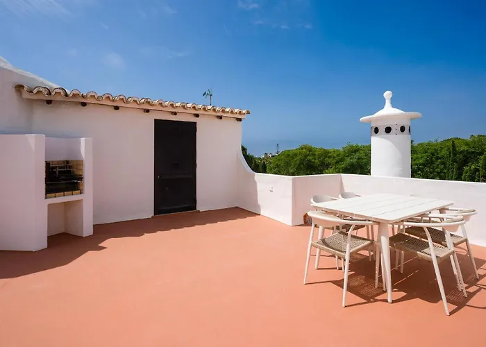 Villa Twin Houses, 7br, 3 Min To *